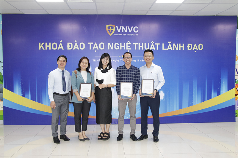 VNVC-081122-252